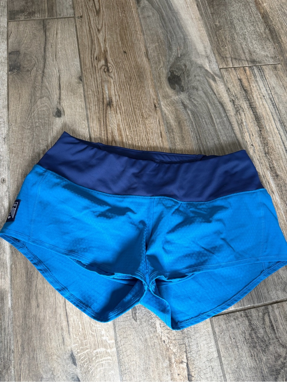 oiselle Mac Roga Athletic Shorts with Navy Waistband
